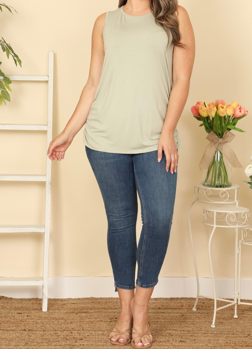 La Básica Side Ruched Top (Multiple Colors Available)