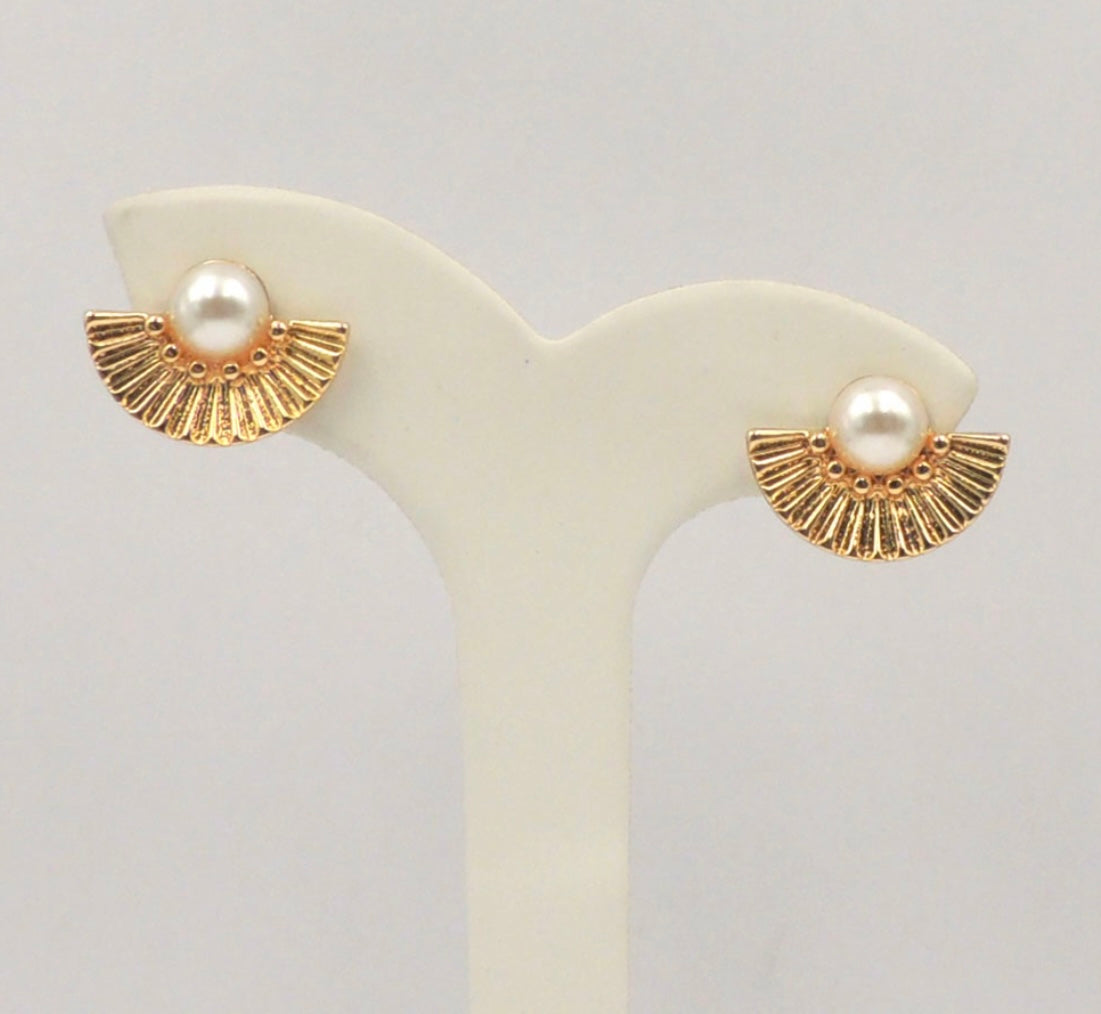 Pearl Fan Stud Earrings